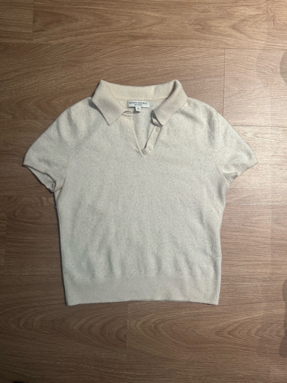 BANANA REPUBLIC | Lightweight Cashmere Short-Sleeve Sweater Polo in Cream